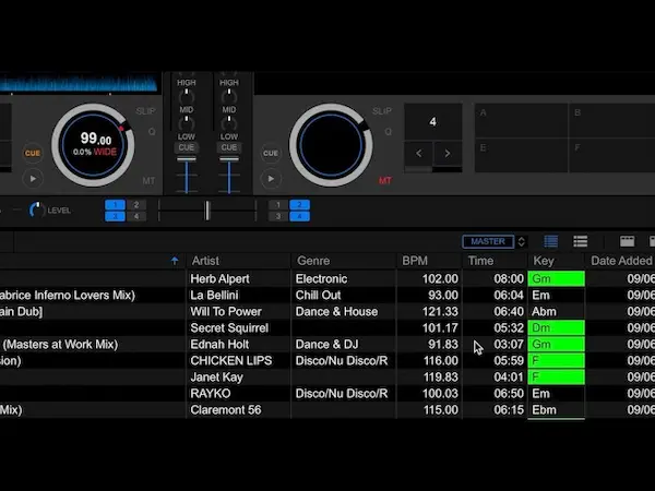 Interfaz de Rekordbox mostrando la columna de tonalidad (Key)